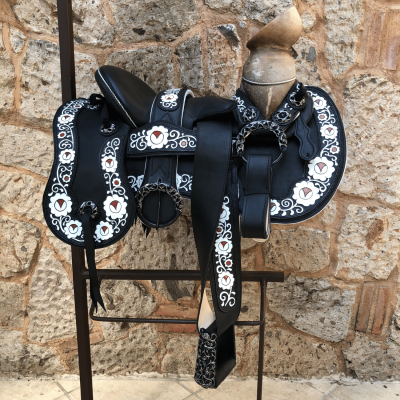 Cola de Pato Con Cantinas